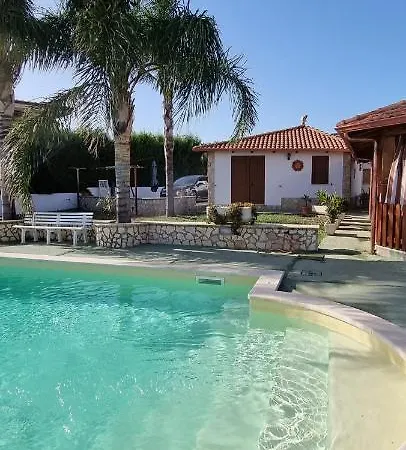 Maria Con Piscina E Giardino Privato