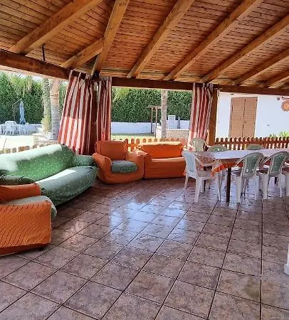 בית נופש Maria Con Piscina E Giardino Privato