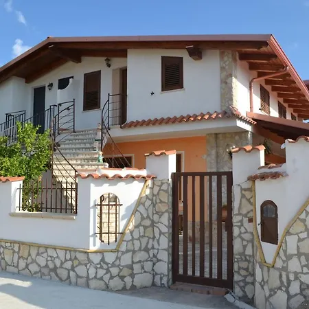 Maria Con Piscina E Giardino Privato * סנטה מריה